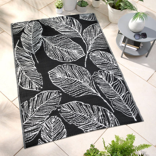 Matteo Outdoor Rug in Black