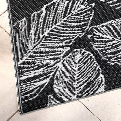 Matteo Outdoor Rug in Black