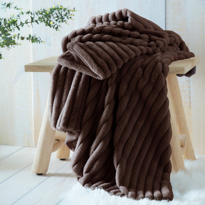 Morritz Bedspread in Chocolate