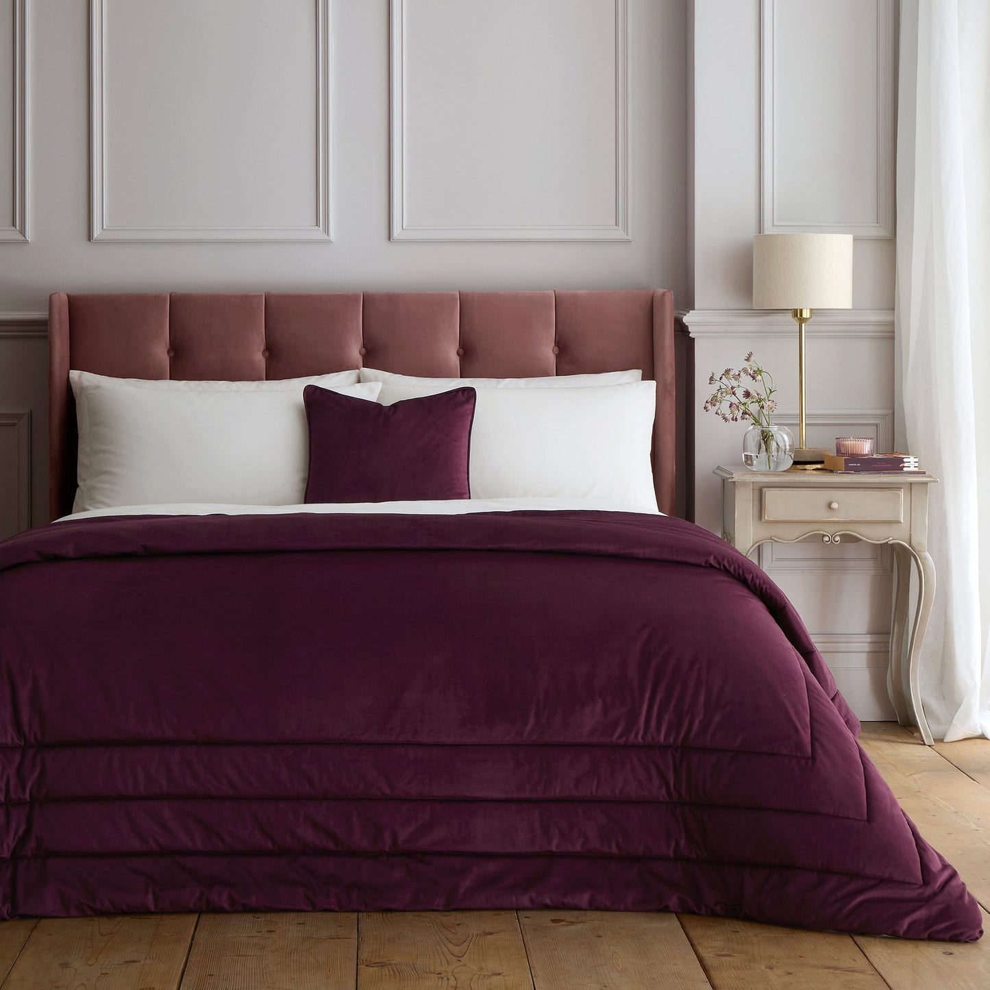 Melanie Bedspread in Berry