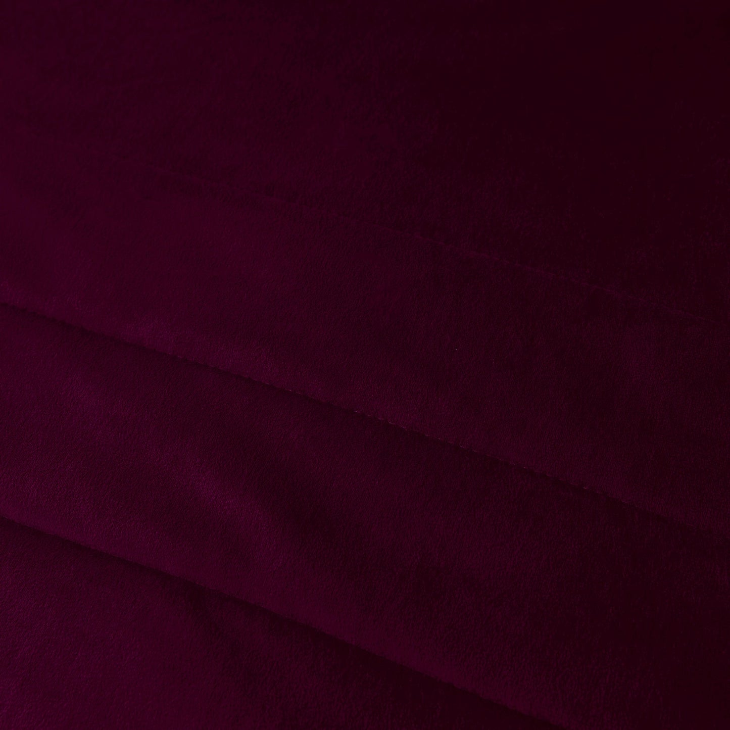 Melanie Bedspread in Berry