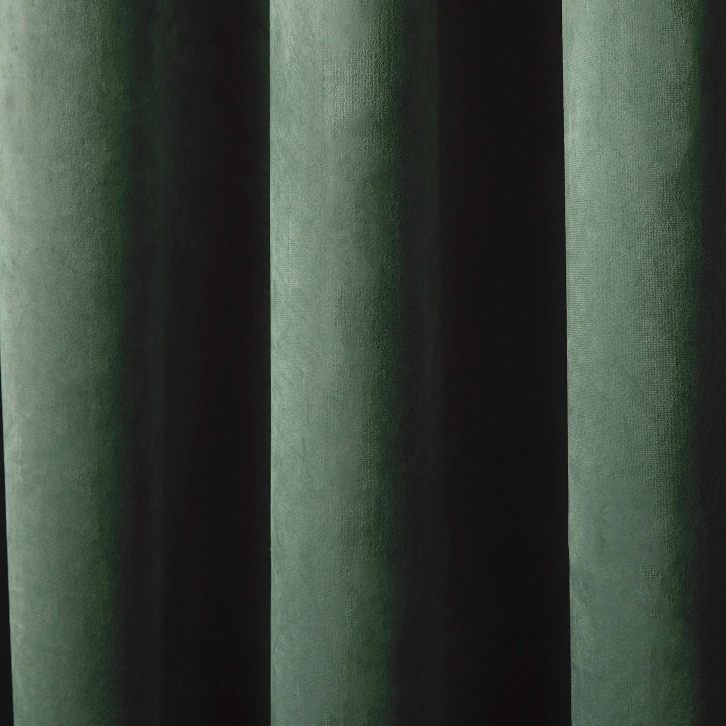 Montrose Eyelet Curtains in Bottle Green