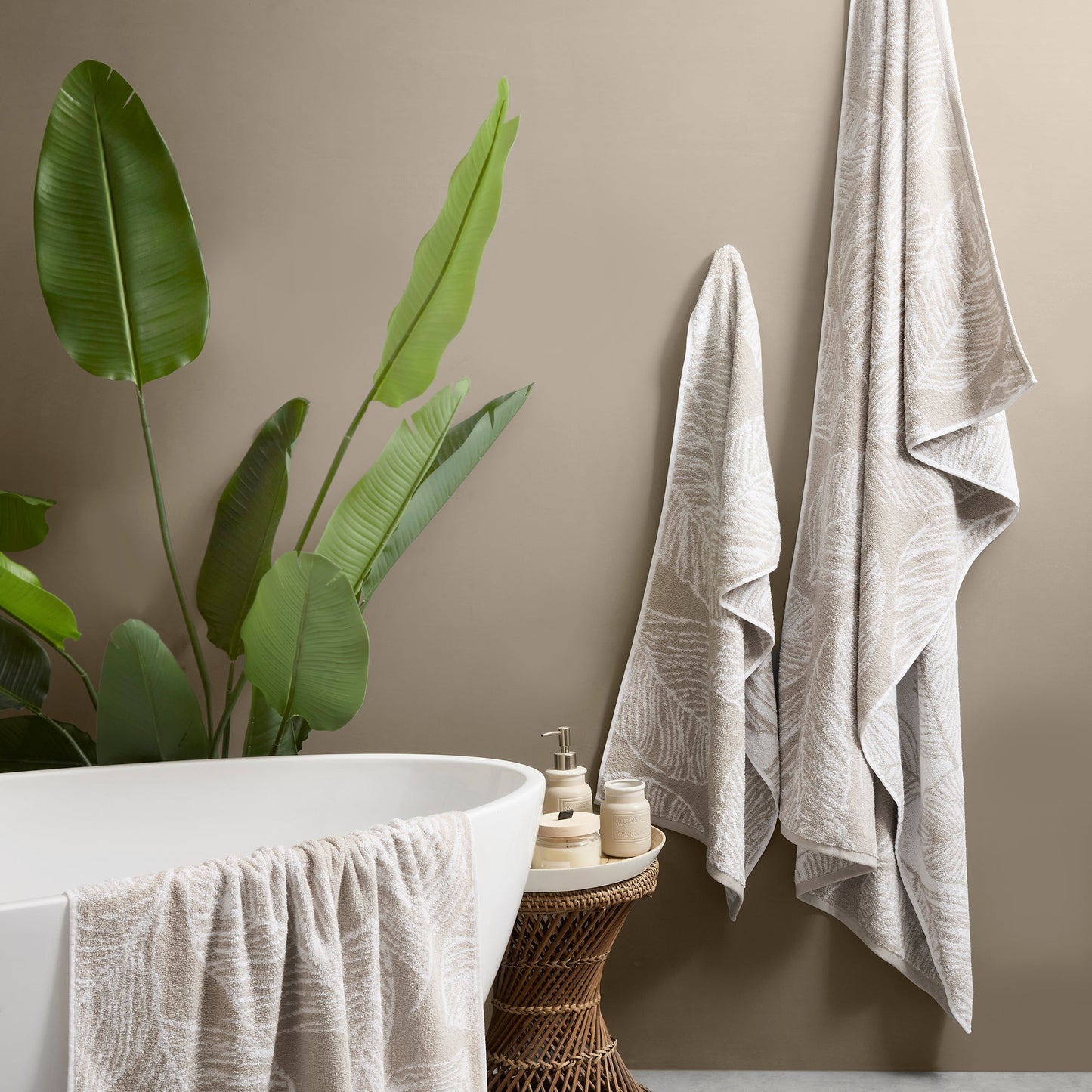 Matteo Towels in Natural