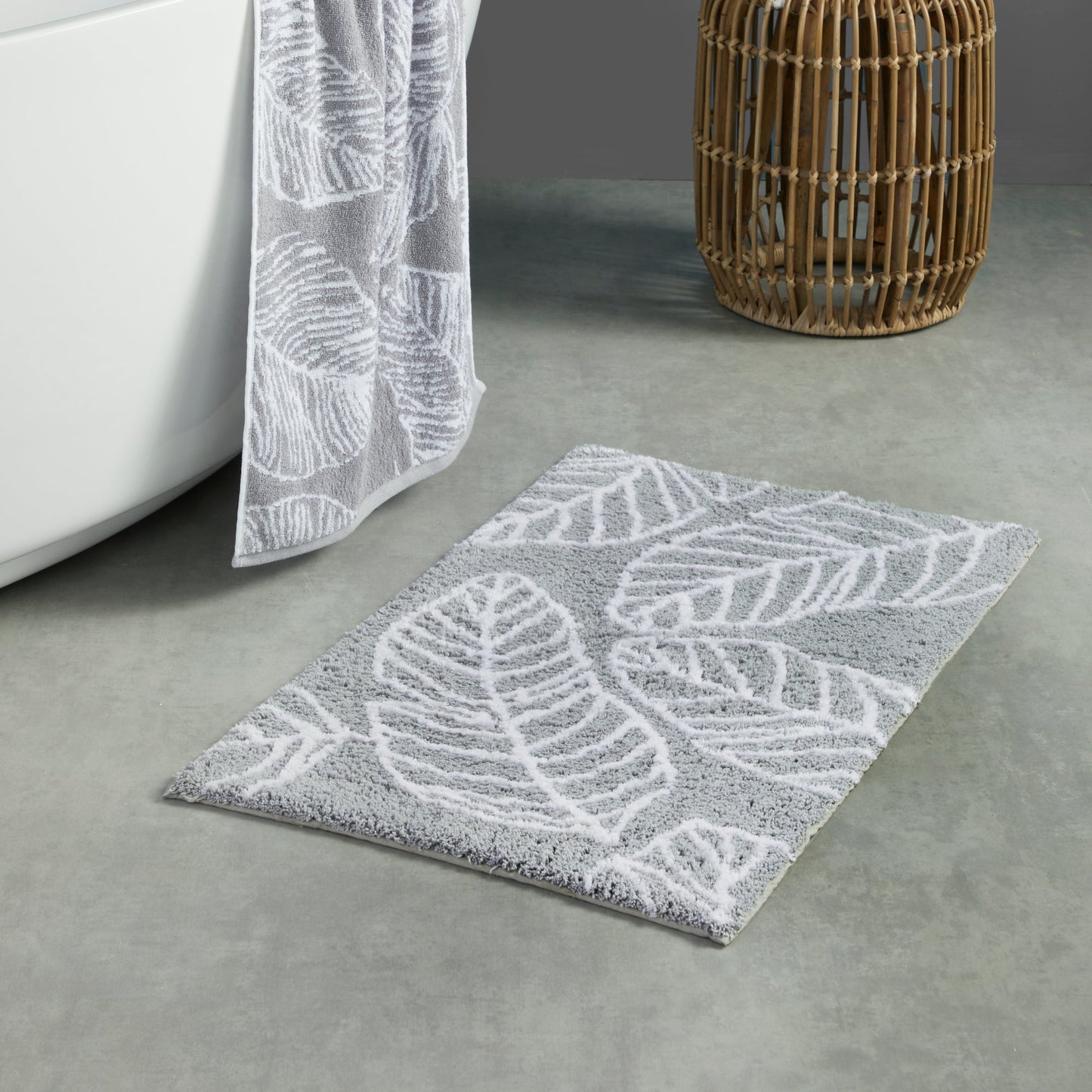 Matteo Bath Mat in Grey