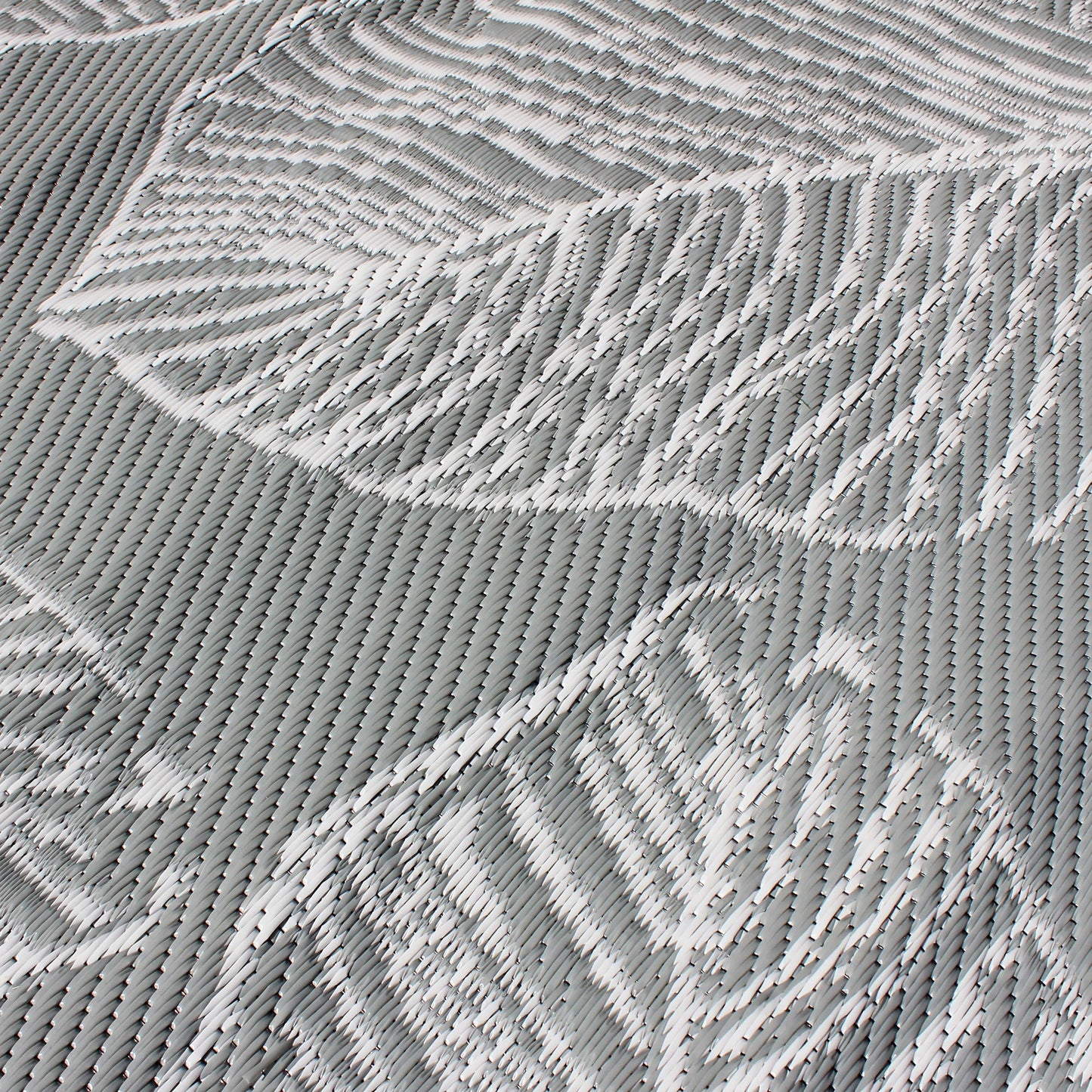 Matteo Outdoor Rug in Grey