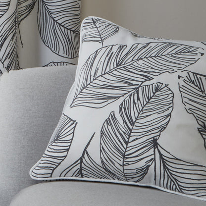 Matteo Cushion in Black