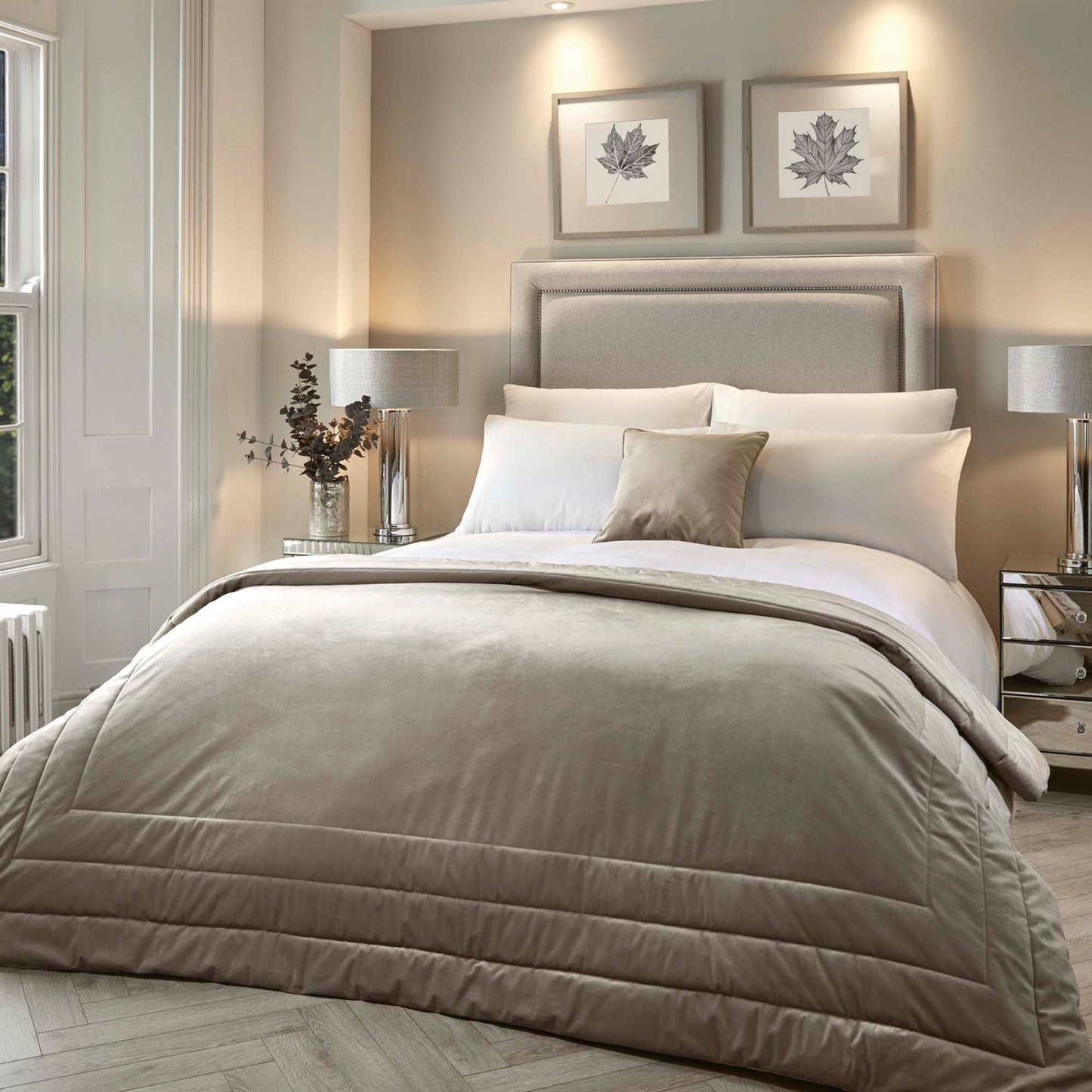 Melanie Bedspread in Linen