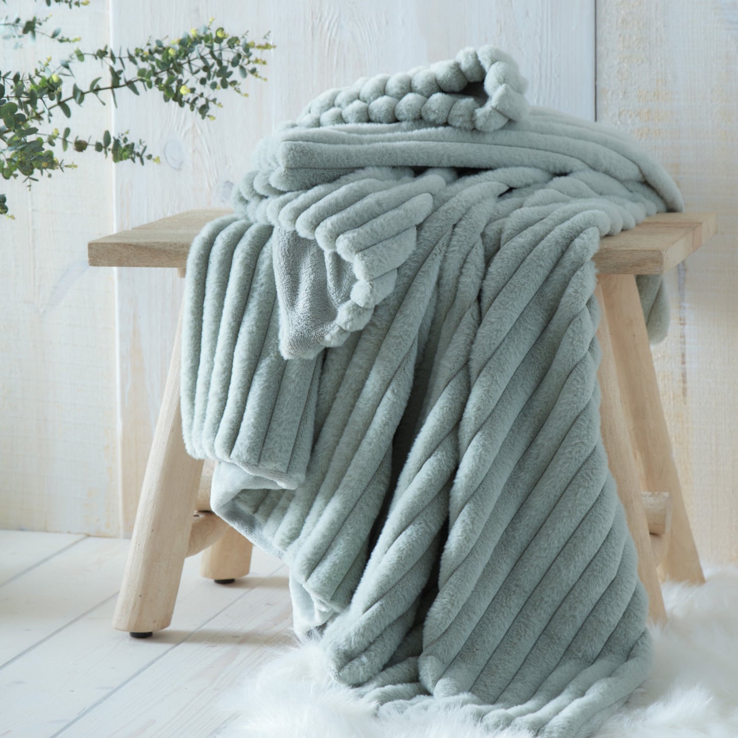 Morritz Throw in Green 130 x 180cm