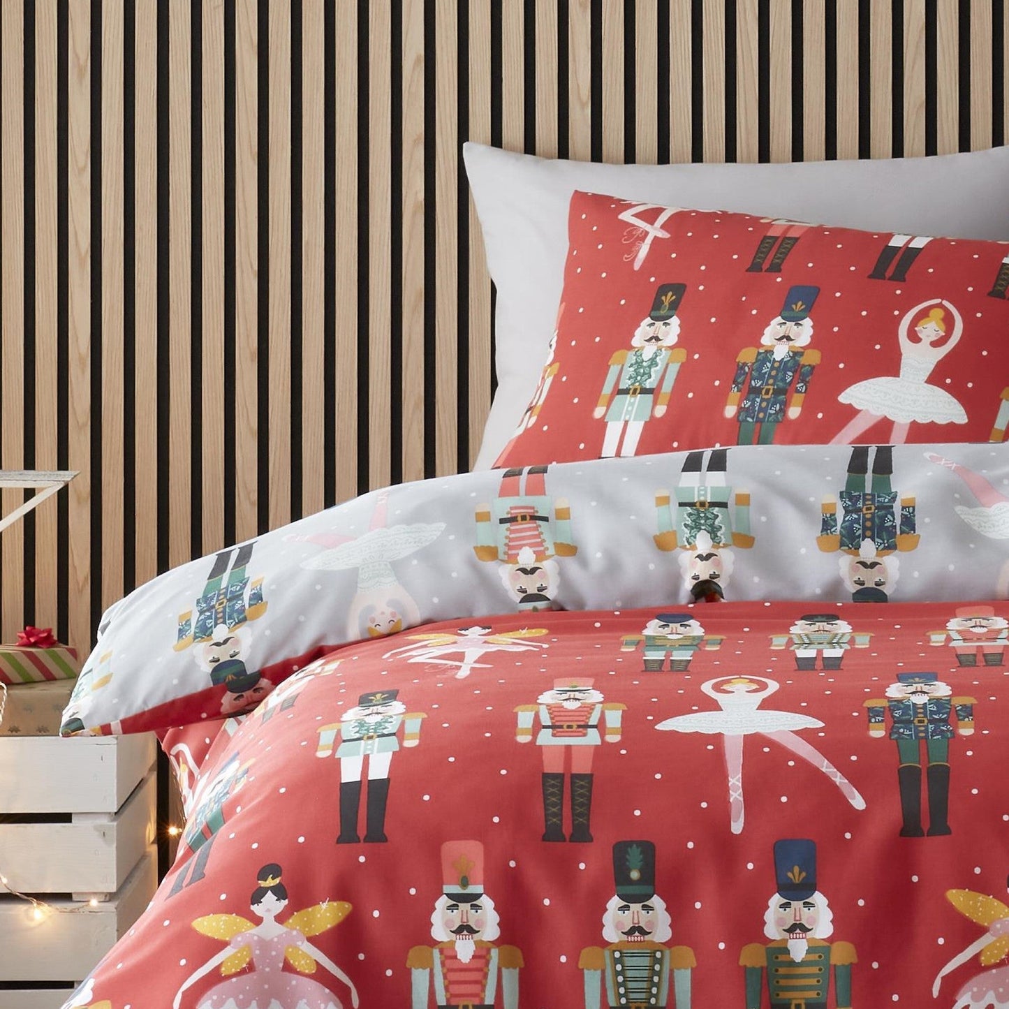 Nutcracker Duvet Cover Set in Red