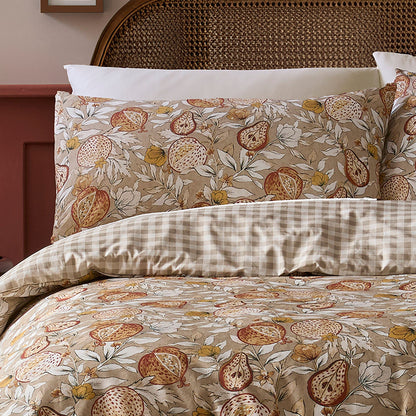 Orchard Pears Duvet Cover Set in Natural