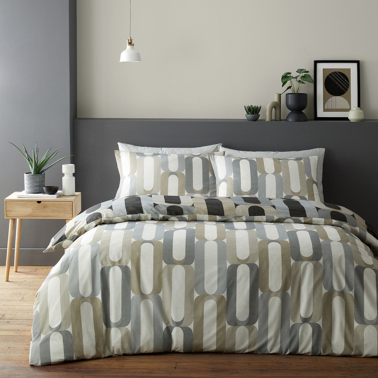 Orea Duvet Cover Set in Charcoal