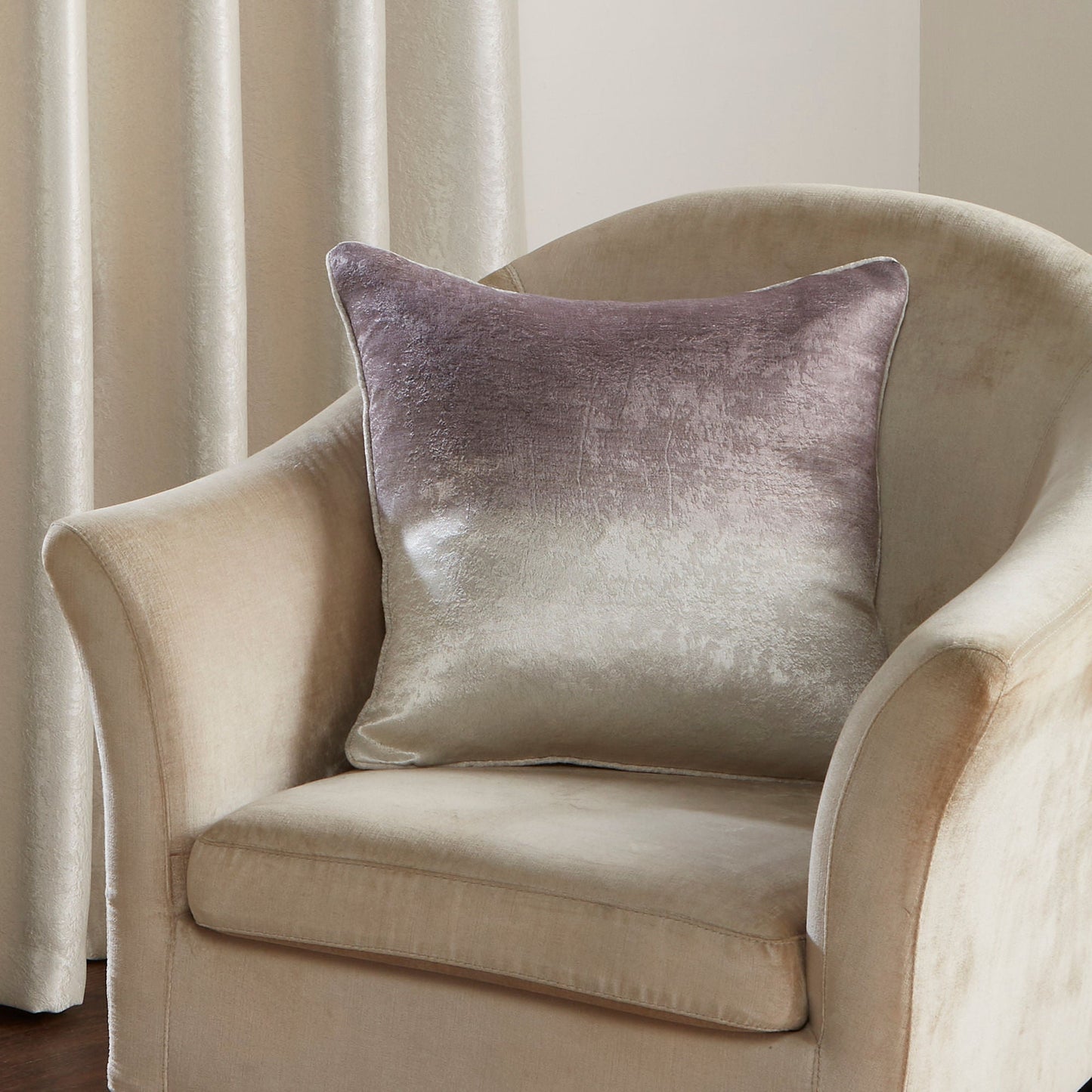 Ombre Strata Cushion in Chocolate