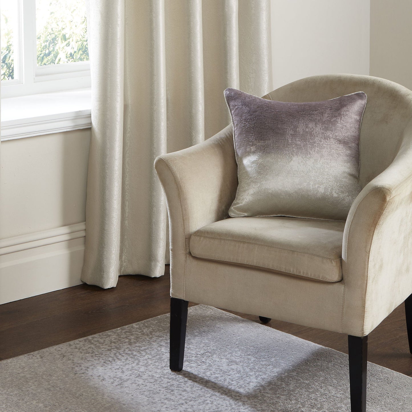 Ombre Strata Cushion in Chocolate