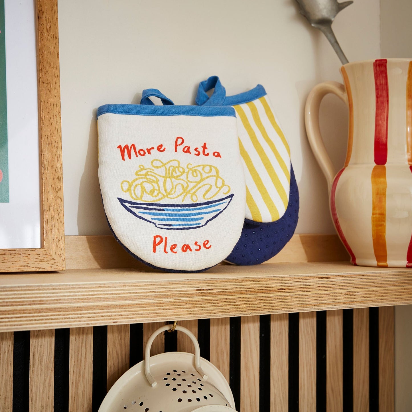 Pasta Lovers Club Microwave Mitts Pair