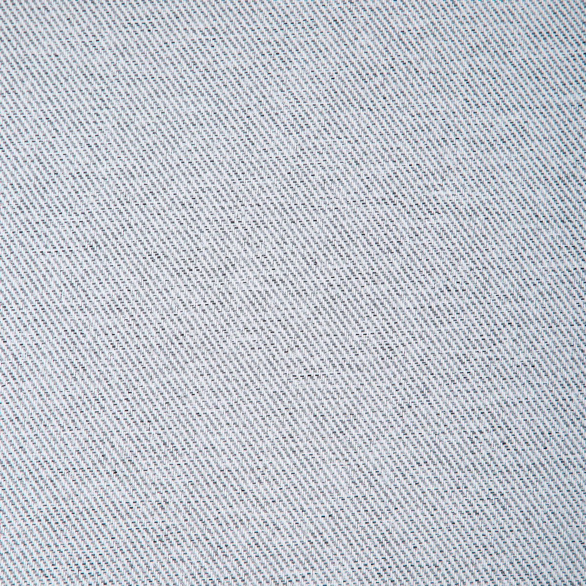 Plain Twill Pair of Eyelet Curtains in Silver