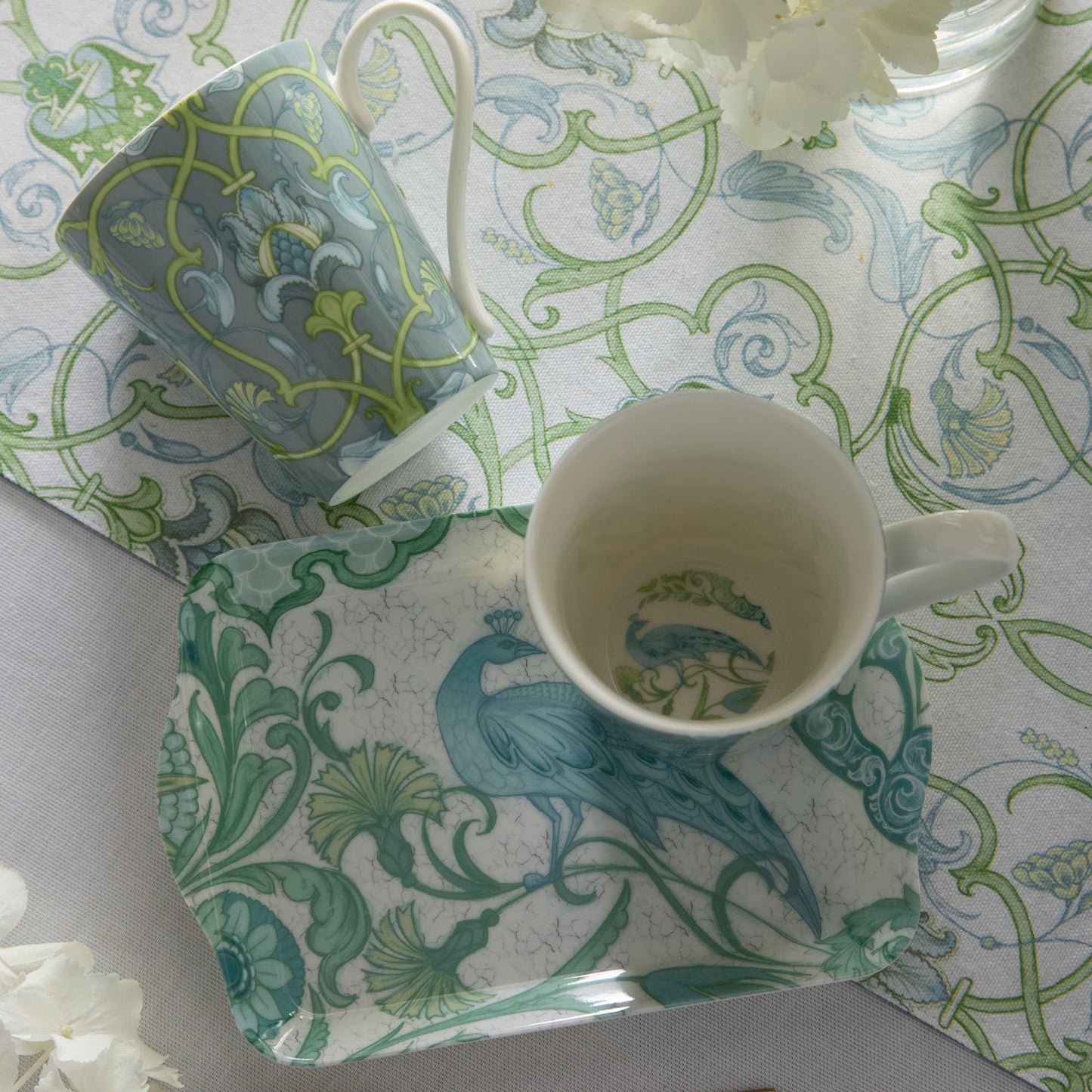 Palm Court Mug and Tray Set