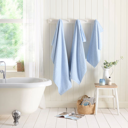Popcorn Check Towels in Blue - Hand Towel