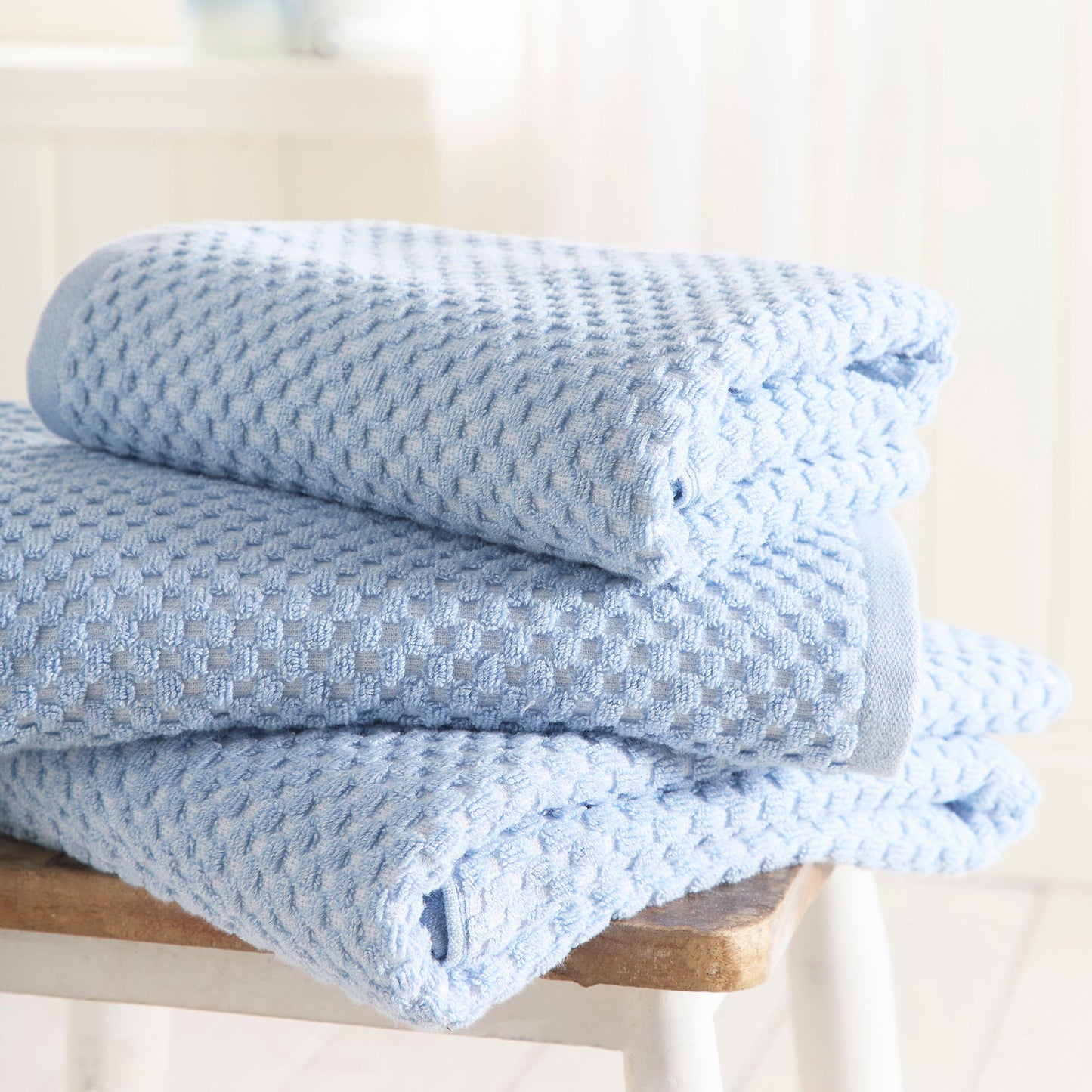 Popcorn Check Towels in Blue - Hand Towel