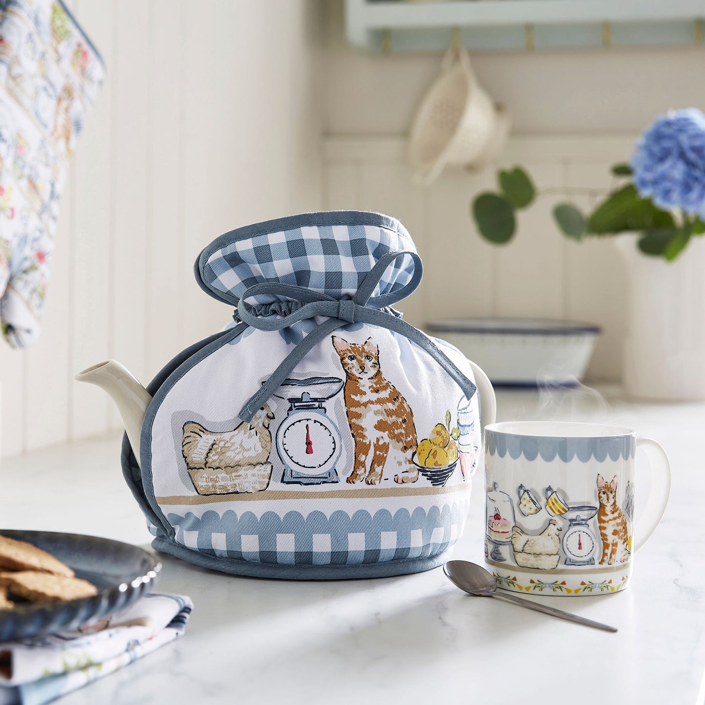 Pantry Cats Tea Cosy Muff