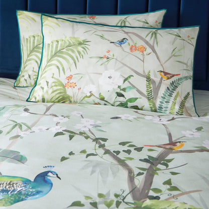 Peacock Jungle Duvet Cover Set in Green