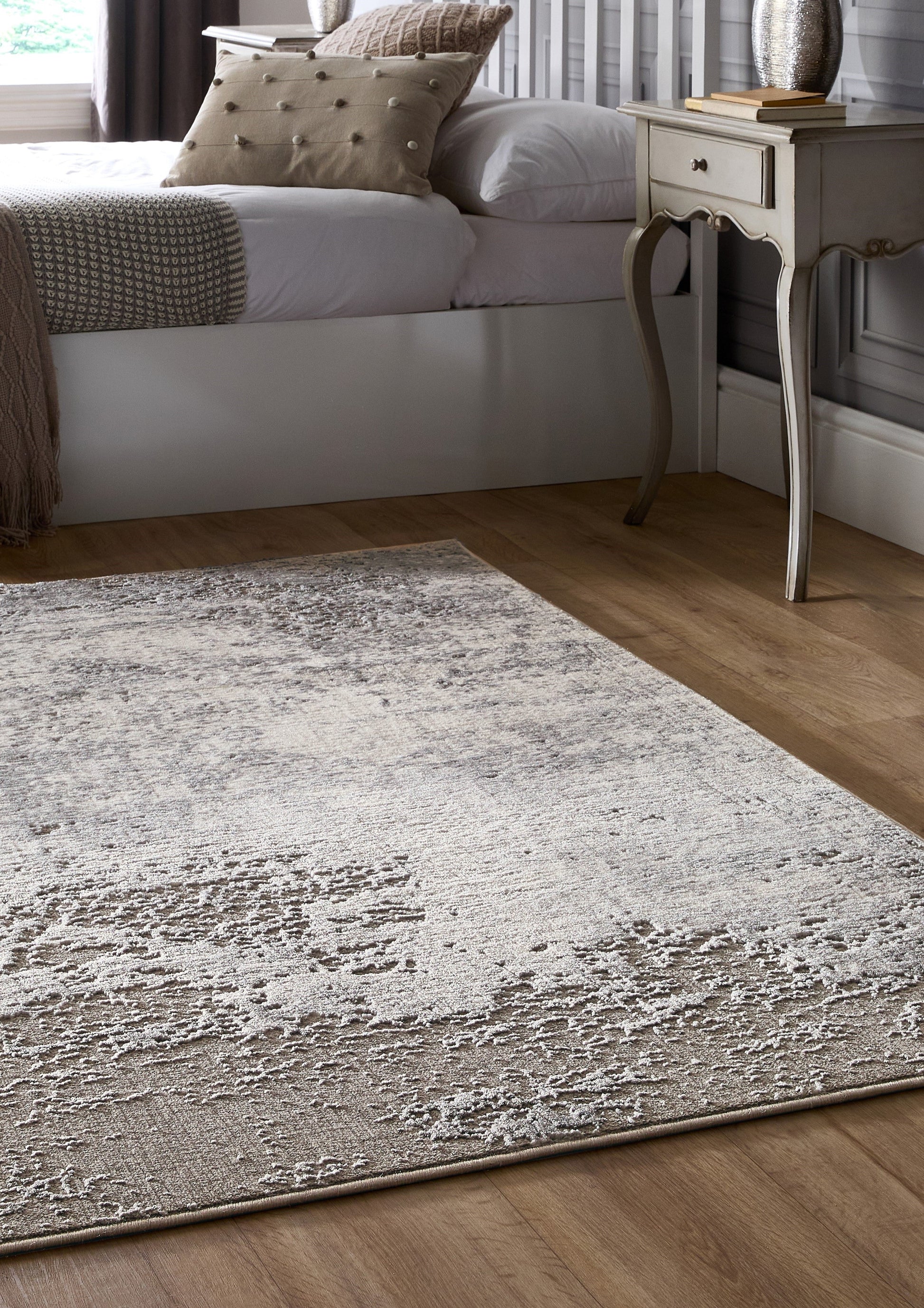 Origins Poetic Reflection Grey