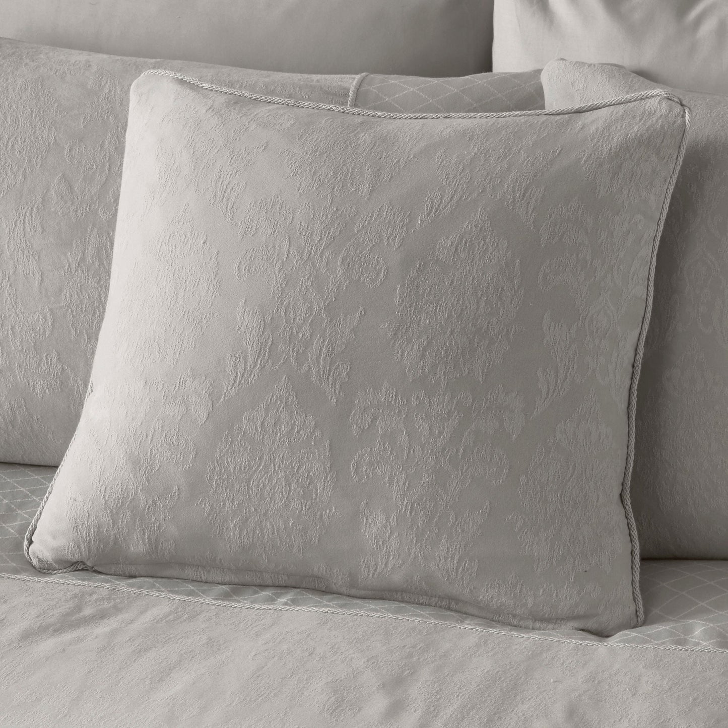 Rosana Cushion in Silver