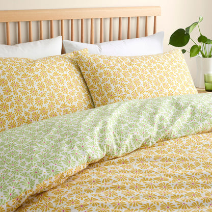 Retro Daisy Floral Duvet Cover Set in Yellow