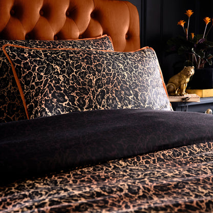Roxy Leopard Print Duvet Cover Set in Black