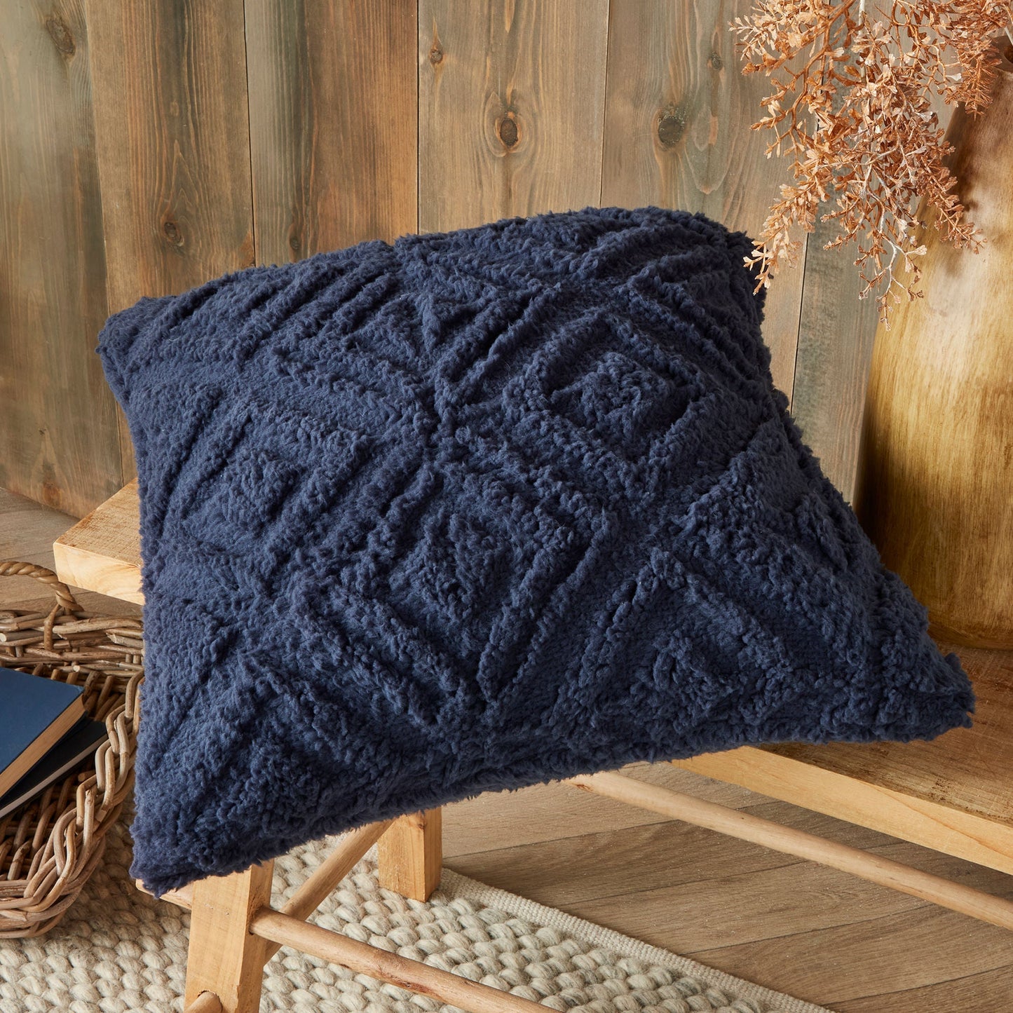 Romo Cushion in Navy