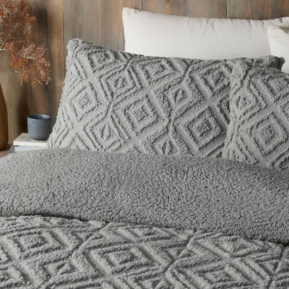 Romo Duvet Cover Set in Grey