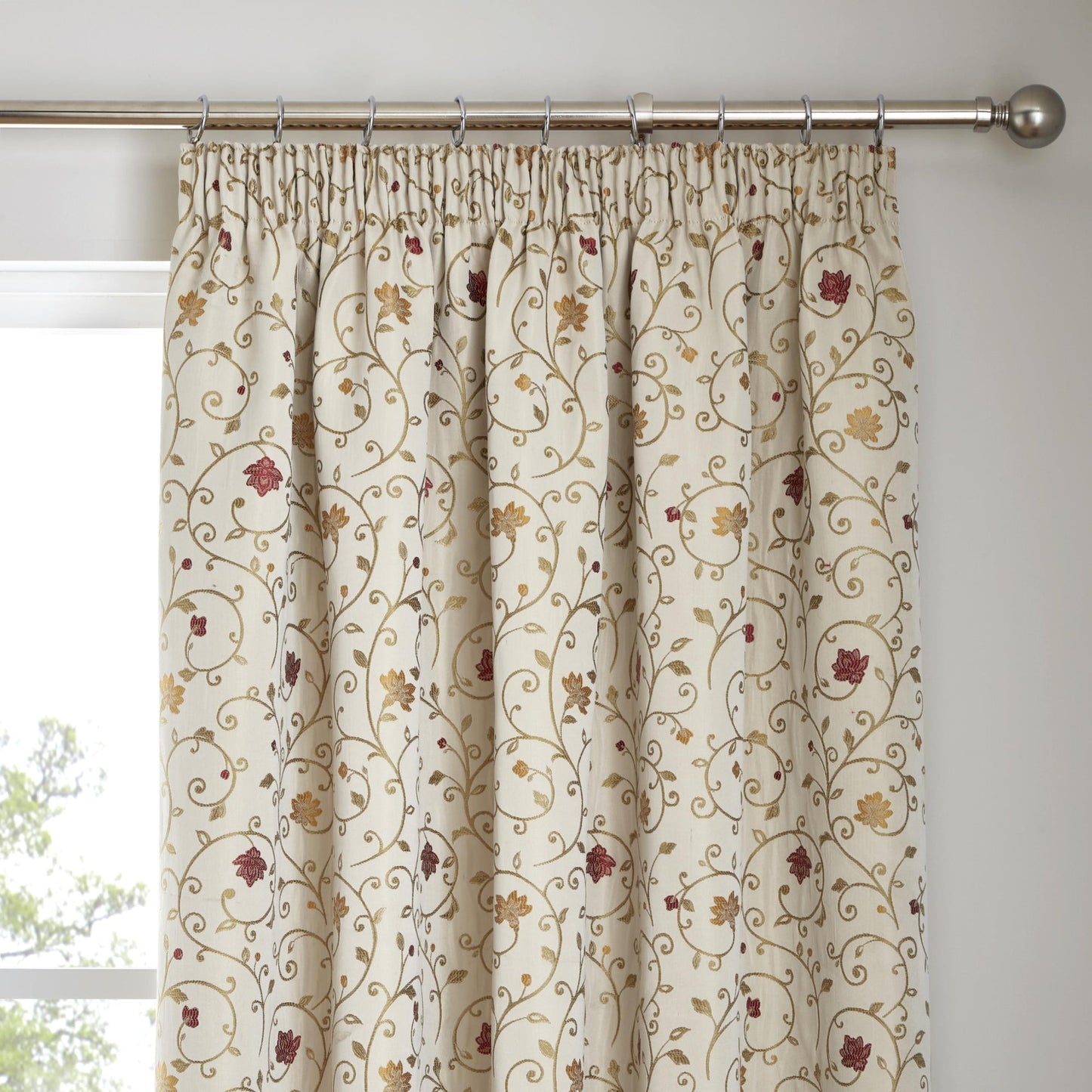 Renata Curtain Tiebacks in Natural/Red