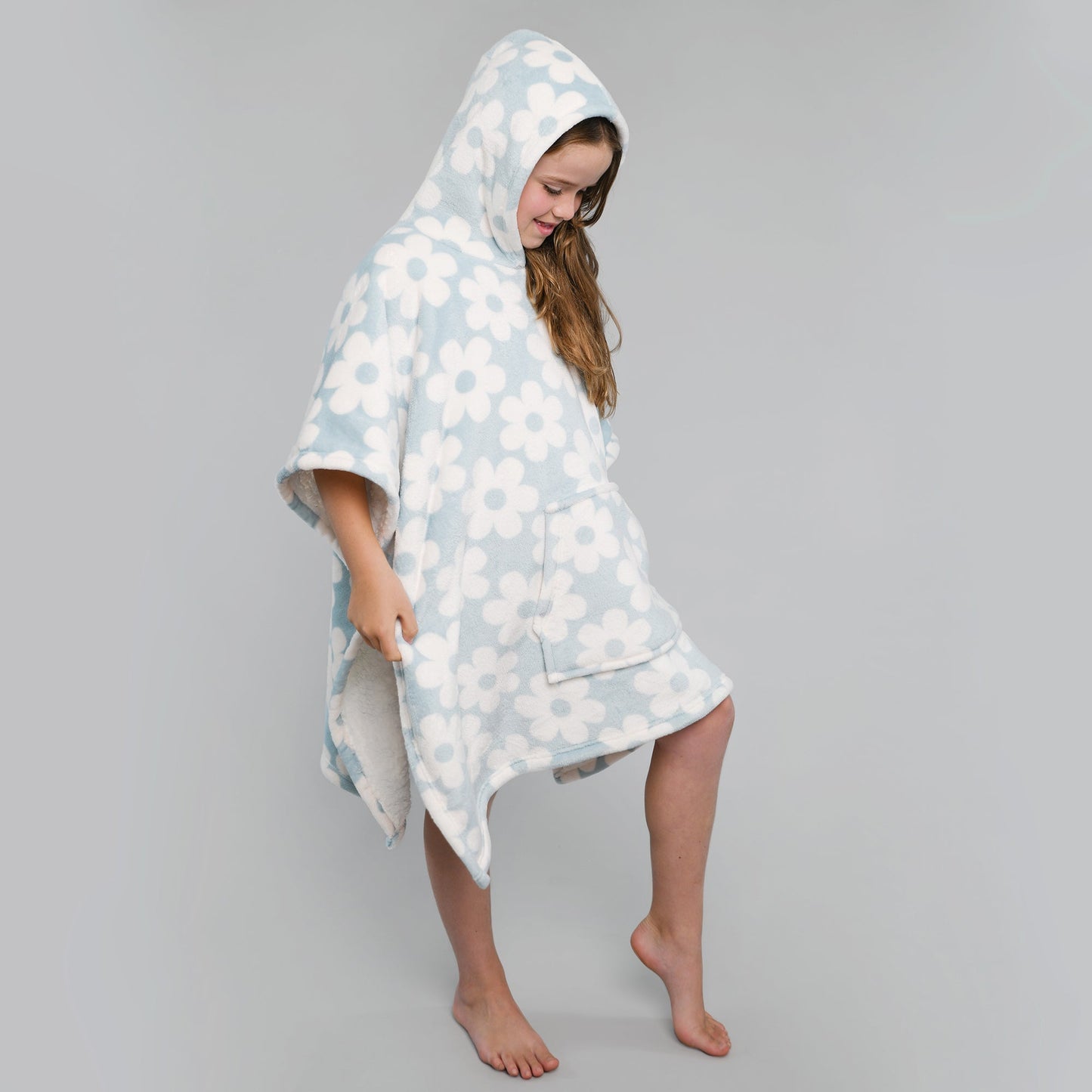 Retro Flower Poncho in Duck Egg 75 x 92.5cm