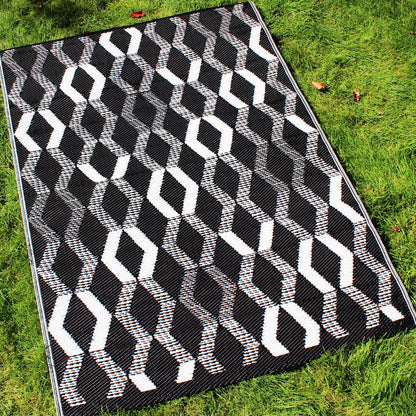 Rico Outdoor Outdoor Rug in Black