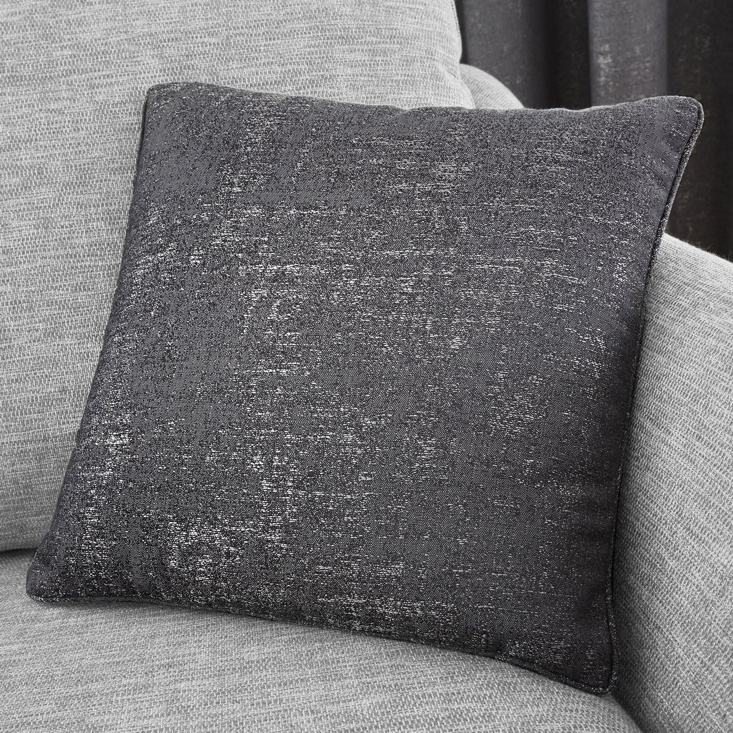 Solent Cushion in Graphite