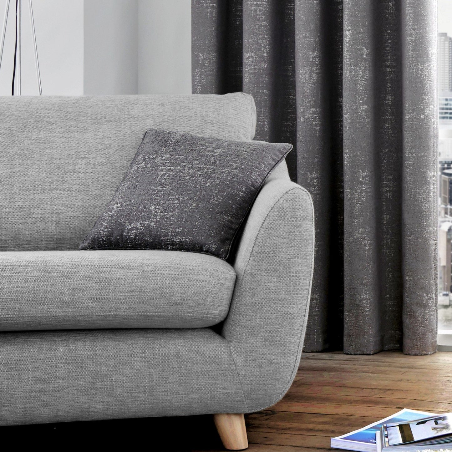Solent Cushion in Graphite