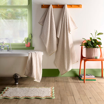 Scallop Bath Mat in Multi