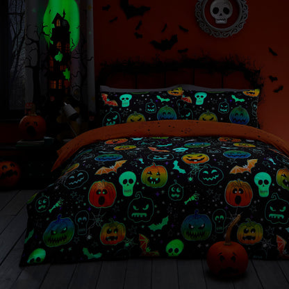 Scary Pumpkins Halloween Duvet Cover Set in Black