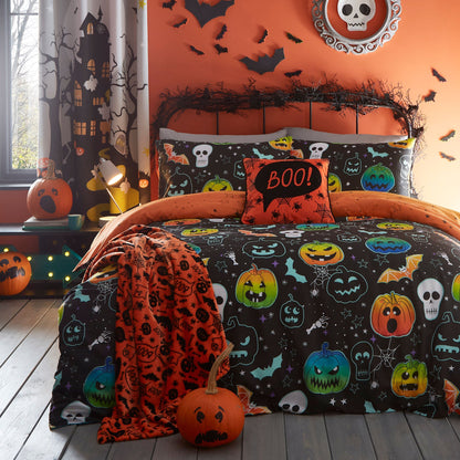 Scary Pumpkins Halloween Duvet Cover Set in Black