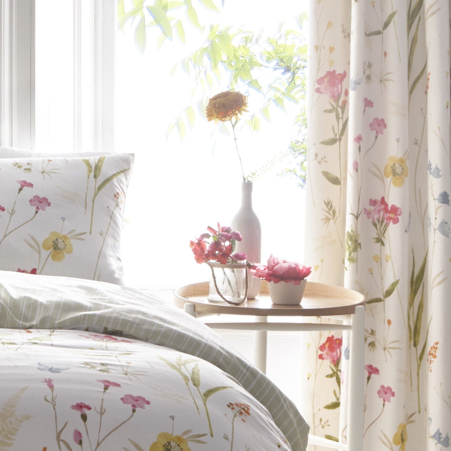 Spring Glade Duvet Cover Set in Multicolour