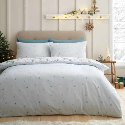 Ski Village Christmas Duvet Cover Set in Natural