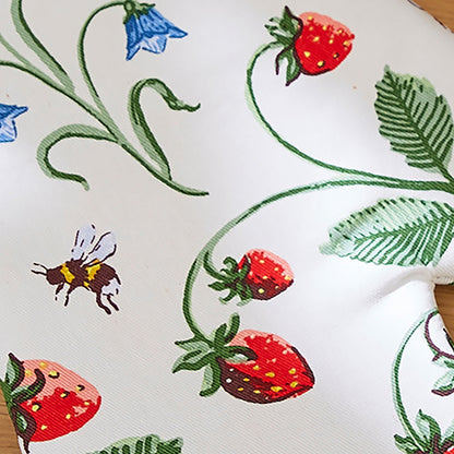 Strawberry Patch Gauntlet Oven Glove