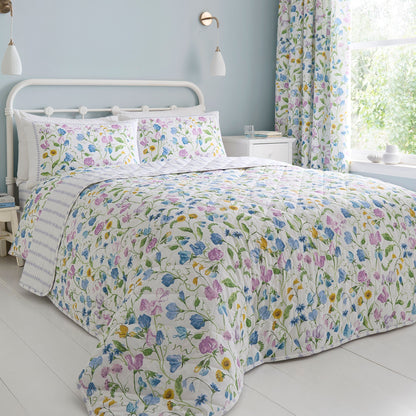 Sweetpea Floral Bedspread in Lilac