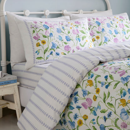 Sweetpea Floral Duvet Cover Set in Lilac