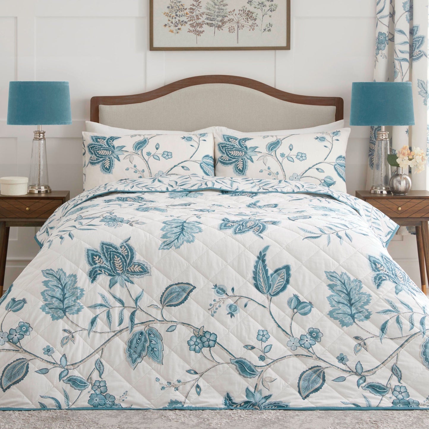 Samira Bedspread in Teal