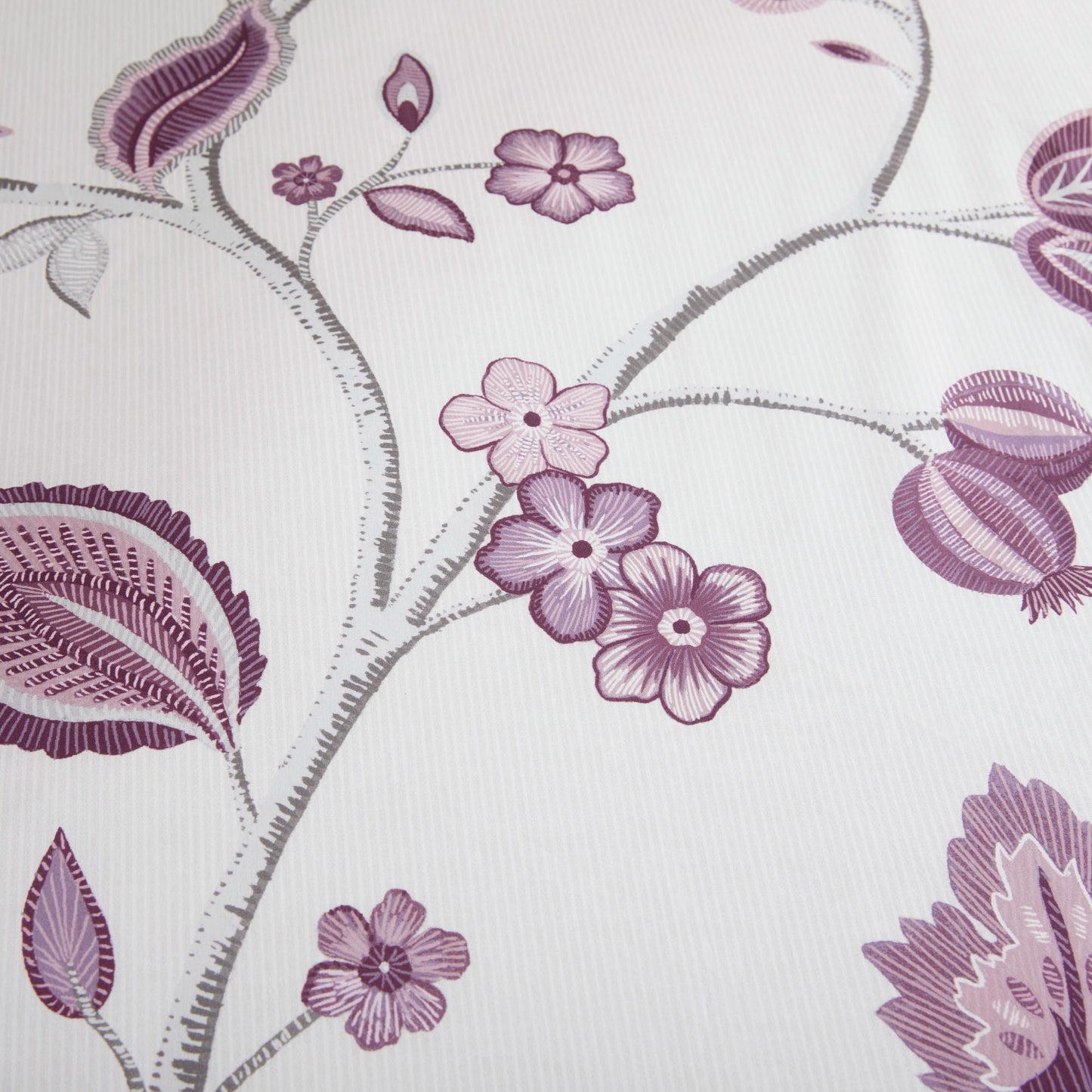 Samira Duvet Cover Set in Plum