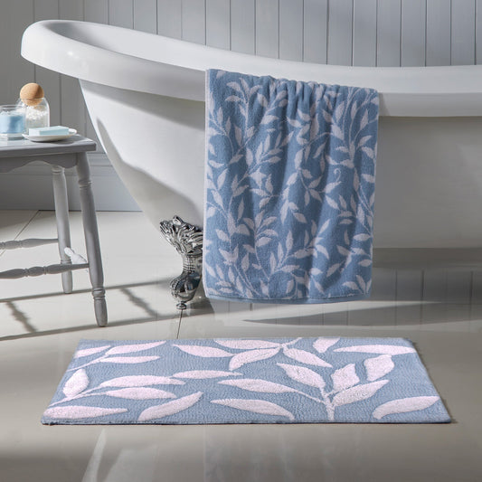 Sandringham Bath Mat in Blue