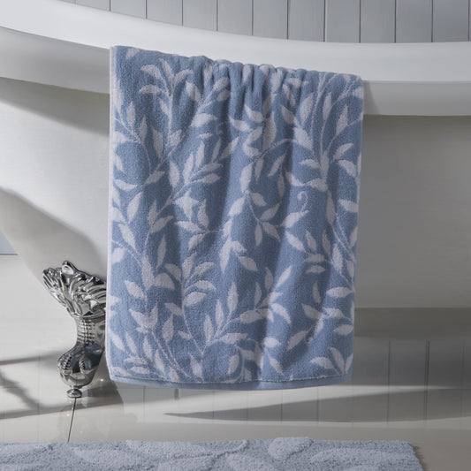 Sandringham Towels in Pale Blue - Hand Towel