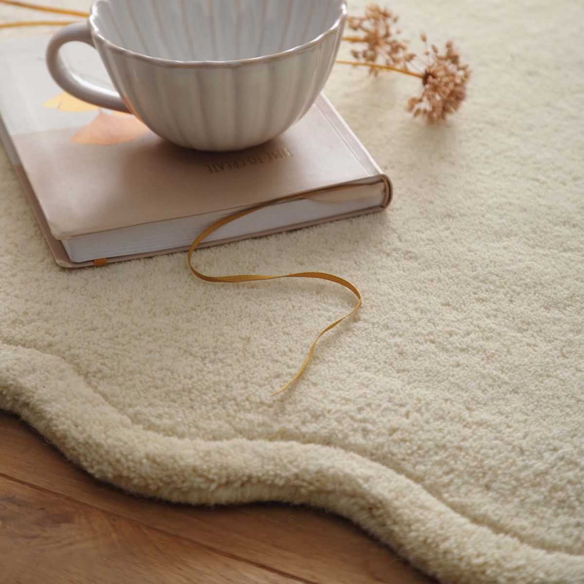 Origin Scalloped Elsie Cream