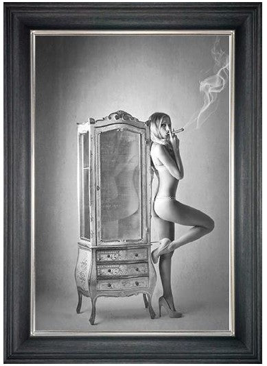 Smoking Sienna Wardrobe (Black & White)