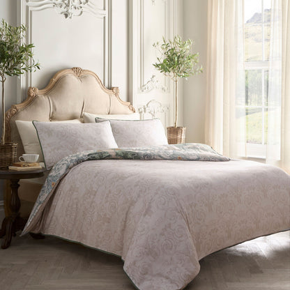 Tuscan Garden Duvet Cover Set in Green